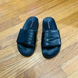 Steve Madden slides size 7.5